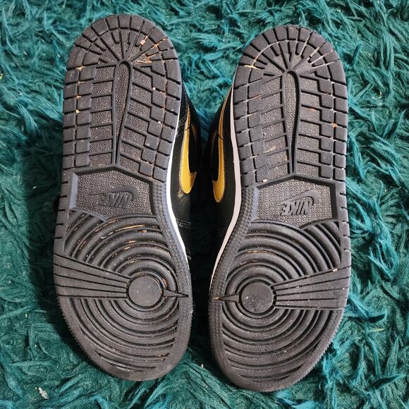 Air Jordan 1 Mid Black & Gold Youth Sneakers Size 4Y – Classic Retro Style - Picture 3 of 6